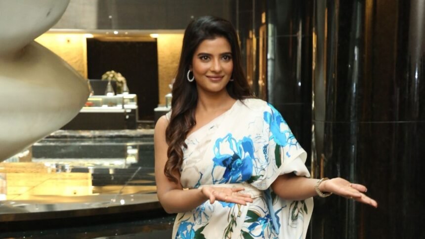 Heroine AiswaraRajesh