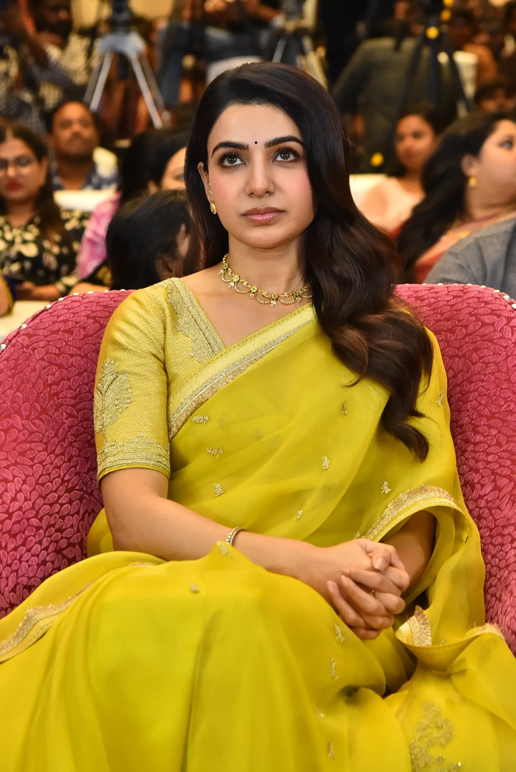 మా ఇంటిబంగారం సినిమా ప్రమోషన్స్లో సమంత ఫోటోలు 19 KUM 9659 scaled
