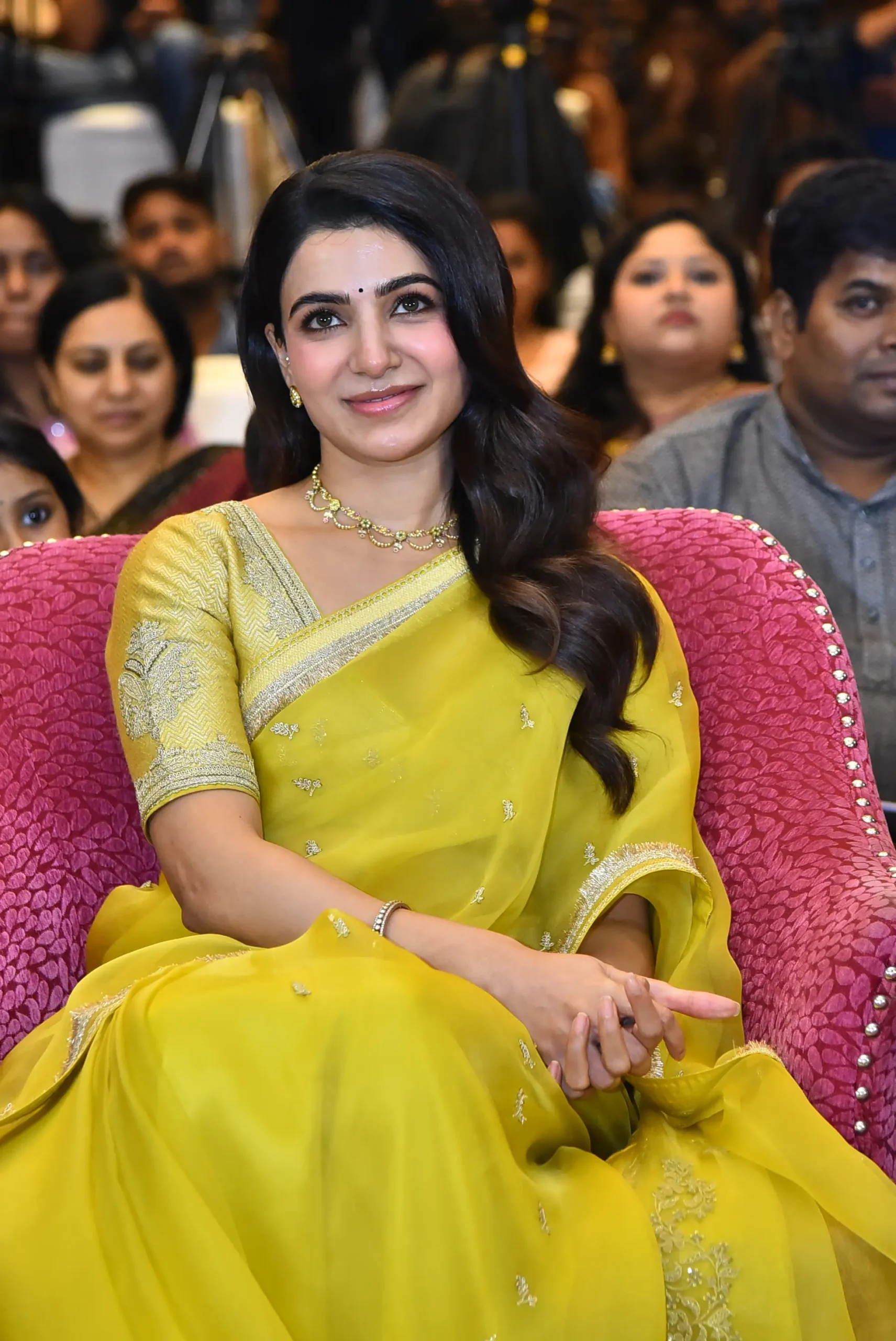 మా ఇంటిబంగారం సినిమా ప్రమోషన్స్లో సమంత ఫోటోలు 10 Samantha Ruth Prabhu scaled
