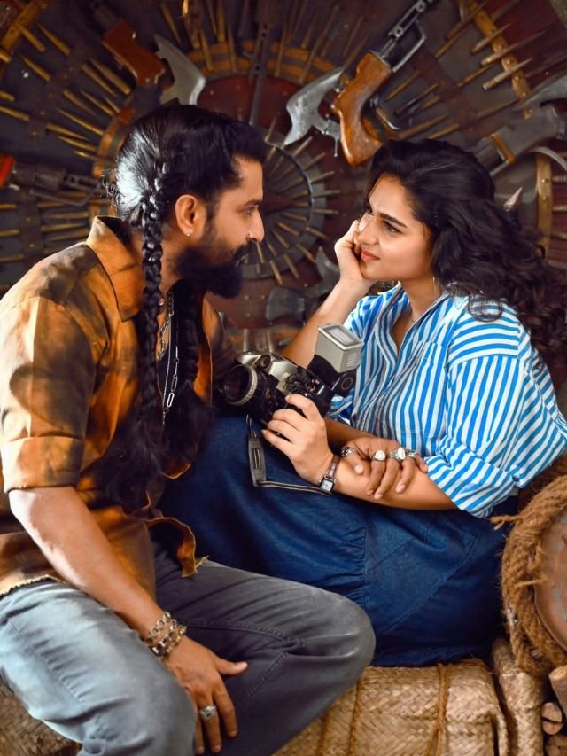 నాని ది ప్యారడైజ్ రివ్యూ..సవారీల తిరుగుబాటు ఫలించిందా? 2 Nani and Kayadu Lohar in TheParadise Movie